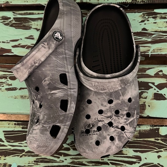 Marbled Clogs with Ventilation Holes - Picture 4 of 5